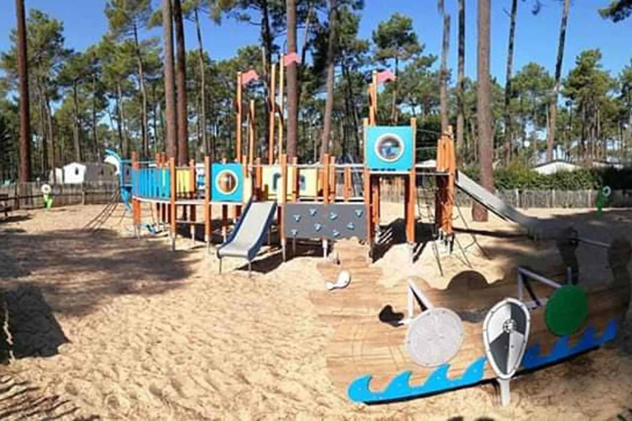 Mobil Home 6/8 Pers Les Dunes De Contis Saint-Julien-en-Born Eksteriør billede